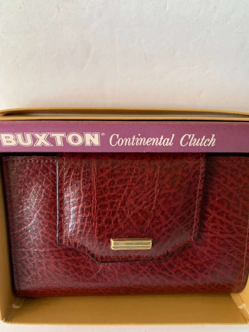 BUXTON CONTINENTAL CLUTCH 30 RED LEATHER WALLET NEW IN BOX VINTAGE NEW OLD STOCK
